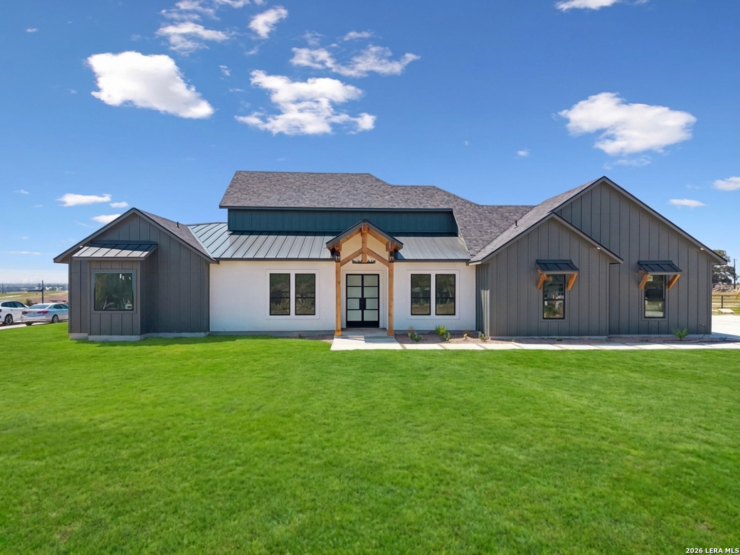 1195 County Road 319 Listing Cover Image