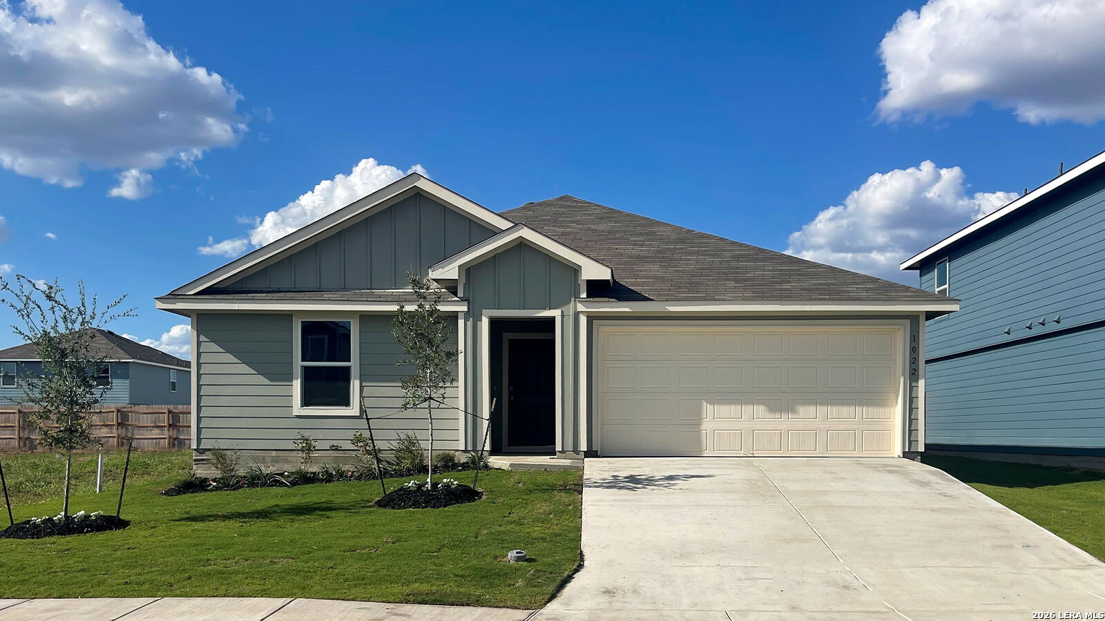 1002 Gladys Run Listing Cover Image
