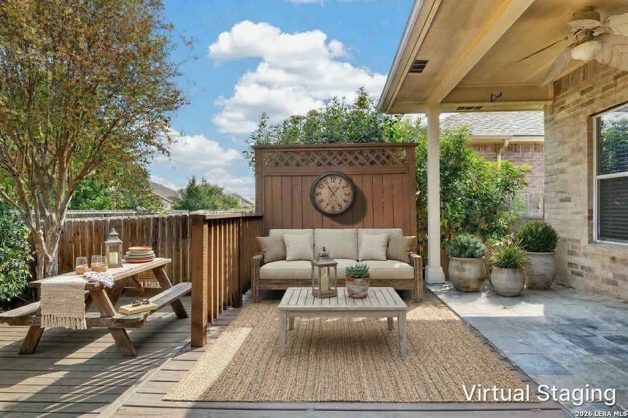8211 Rockwell Vista