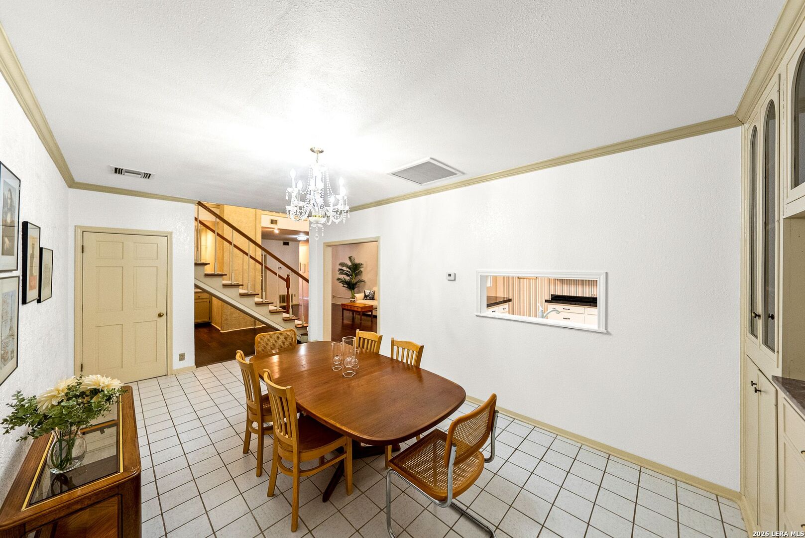 508 Thelma Dr, Olmos Park, TX 78212