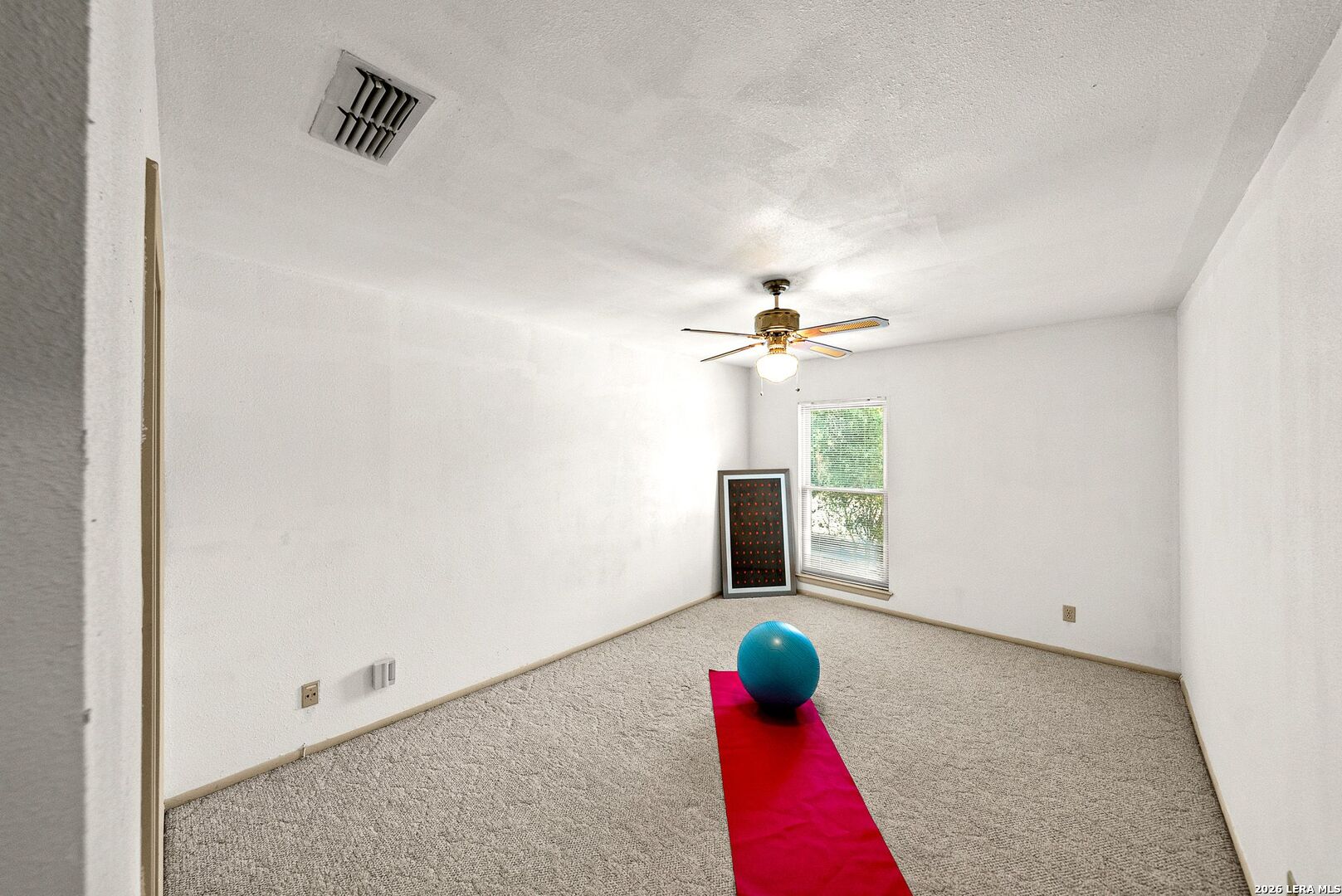 508 Thelma Dr, Olmos Park, TX 78212