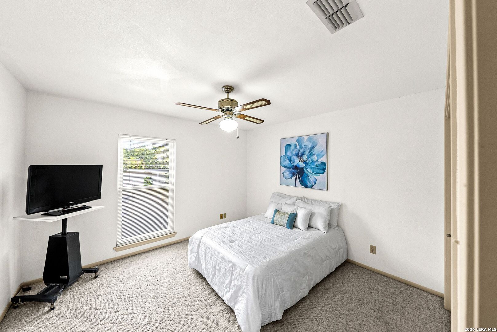 508 Thelma Dr, Olmos Park, TX 78212