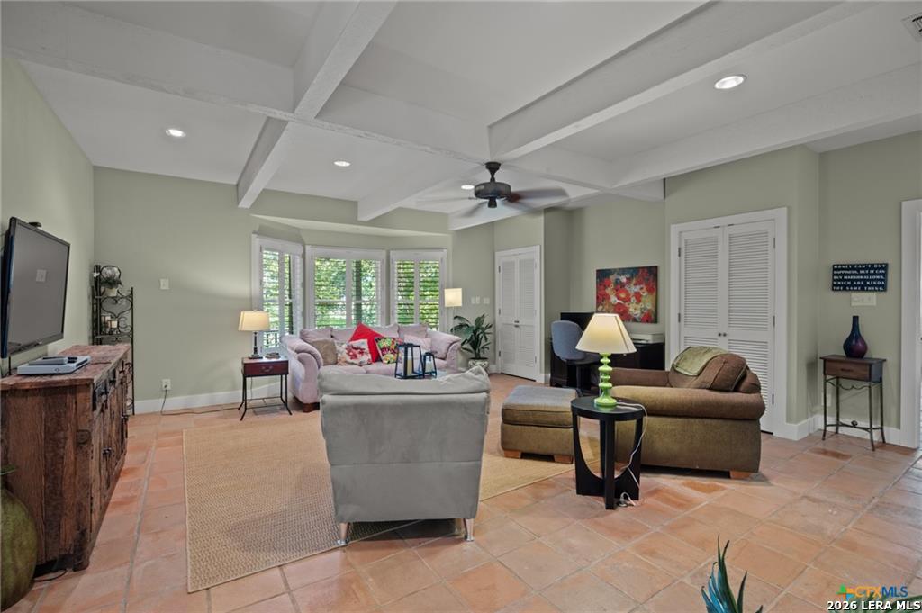 70 Guada Coma, New Braunfels, TX 78130