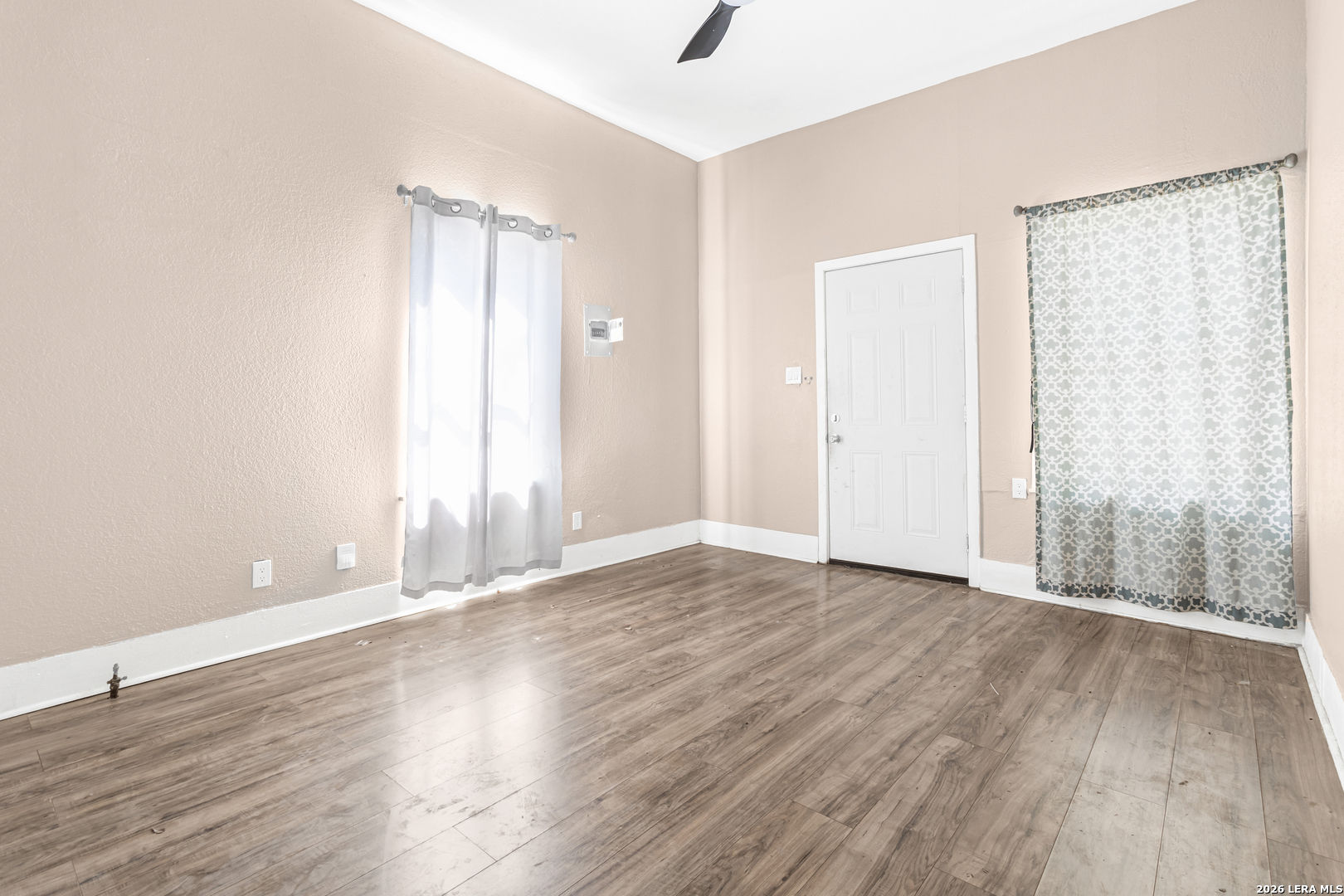 127 DIMMIT ST, San Antonio, TX 78223