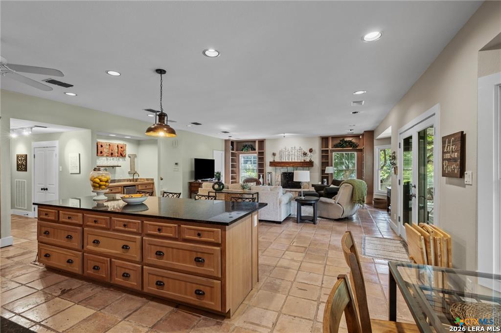 70 Guada Coma, New Braunfels, TX 78130