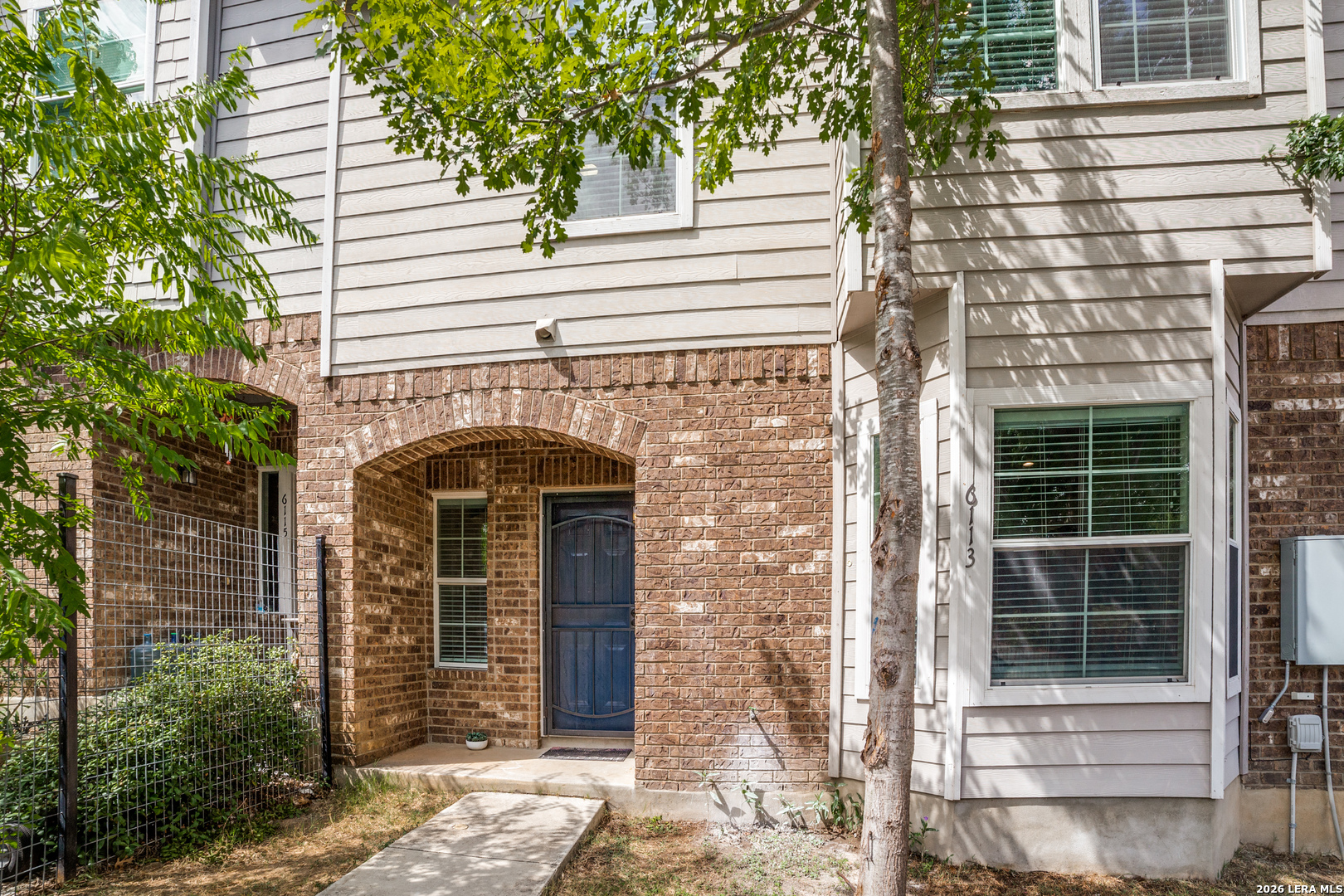 6113 Farragut Dr N/A