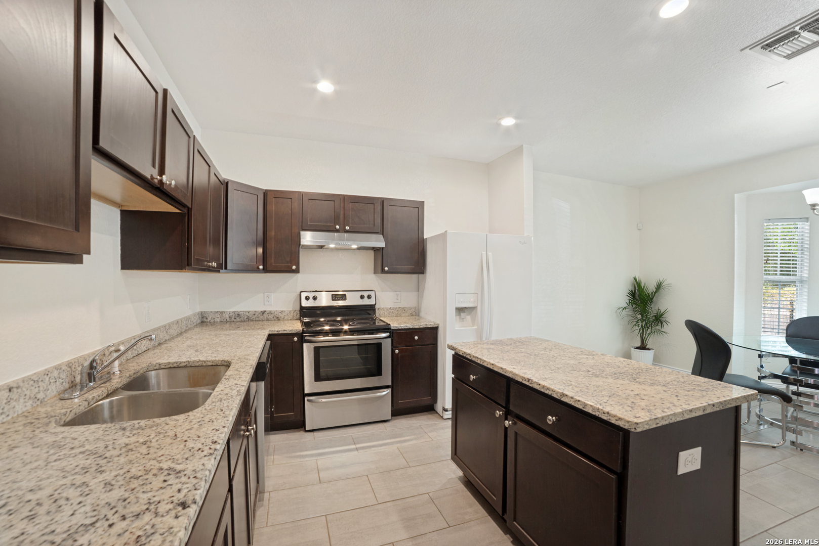6113 Farragut Dr N/A