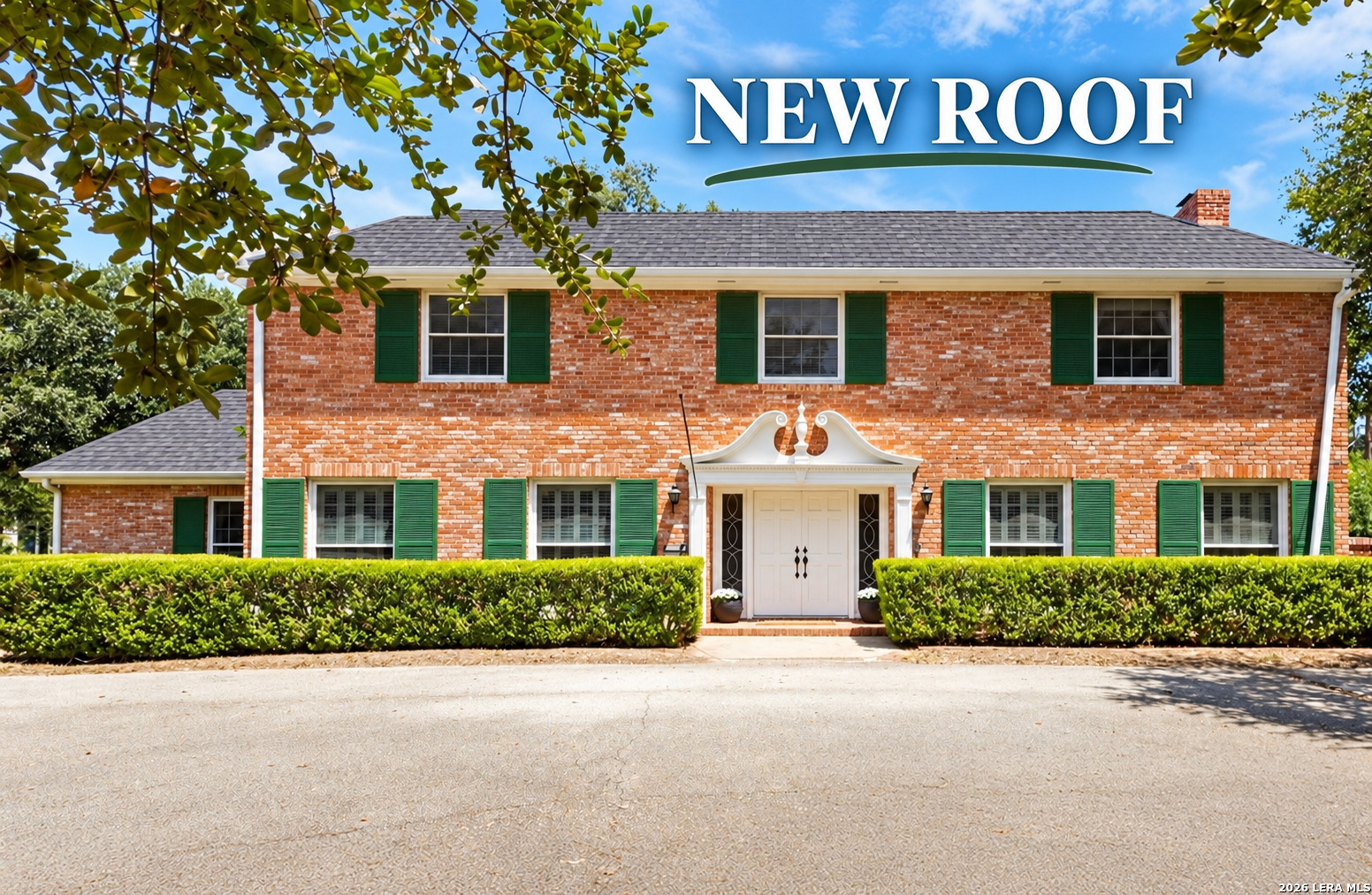Single family home for sale at 107 Cas Hills Dr, Castle Hills, TX 78213 | MLS# 2015093 | Listing updated on 2026-09-18