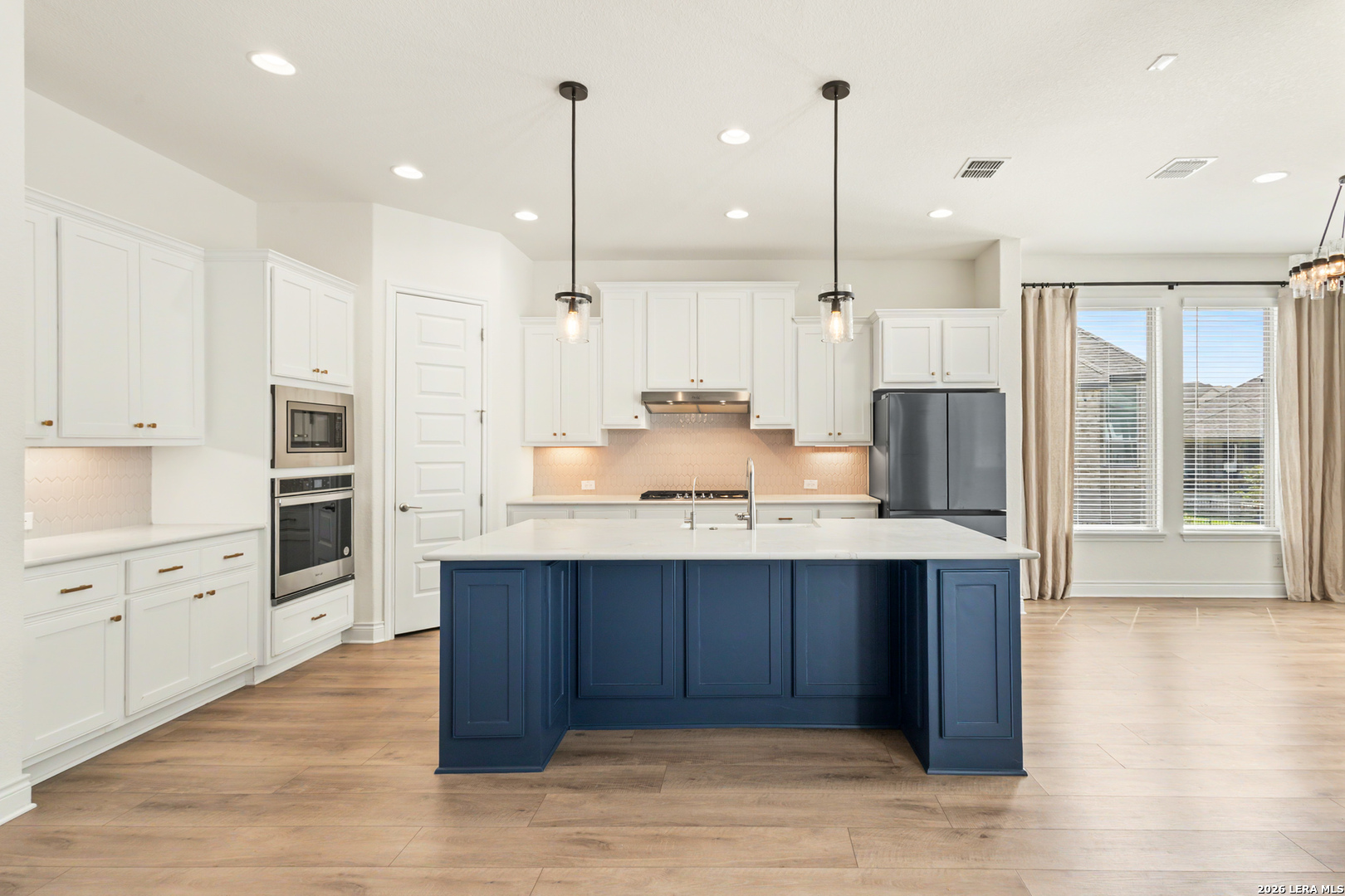 214 Vizcaya, Boerne, TX 78006
