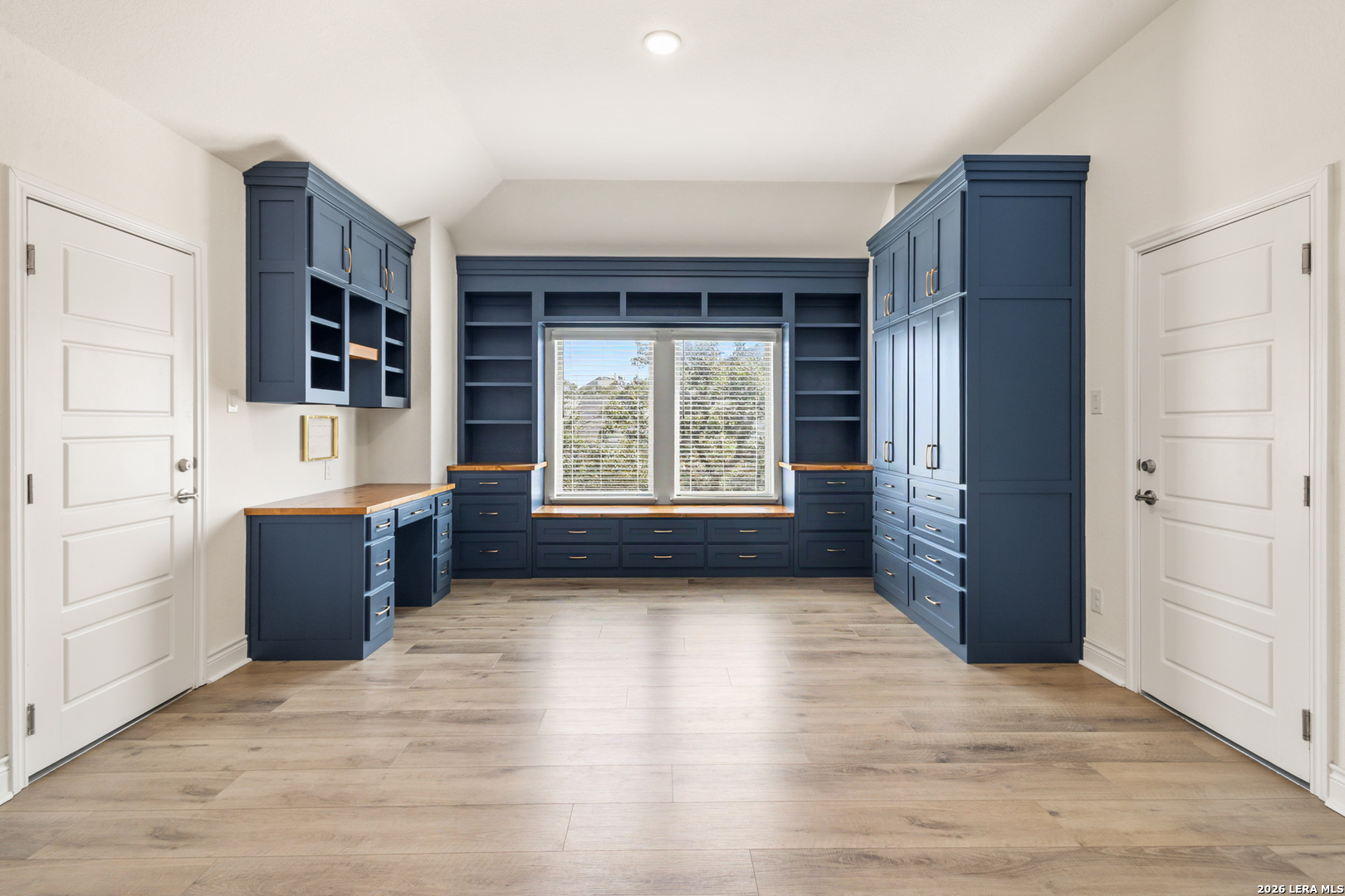 214 Vizcaya, Boerne, TX 78006