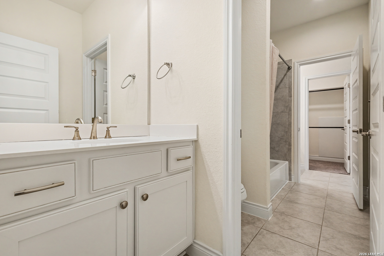 214 Vizcaya, Boerne, TX 78006