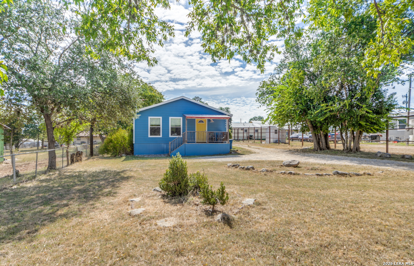 1505 Sycamore Listing Cover Image