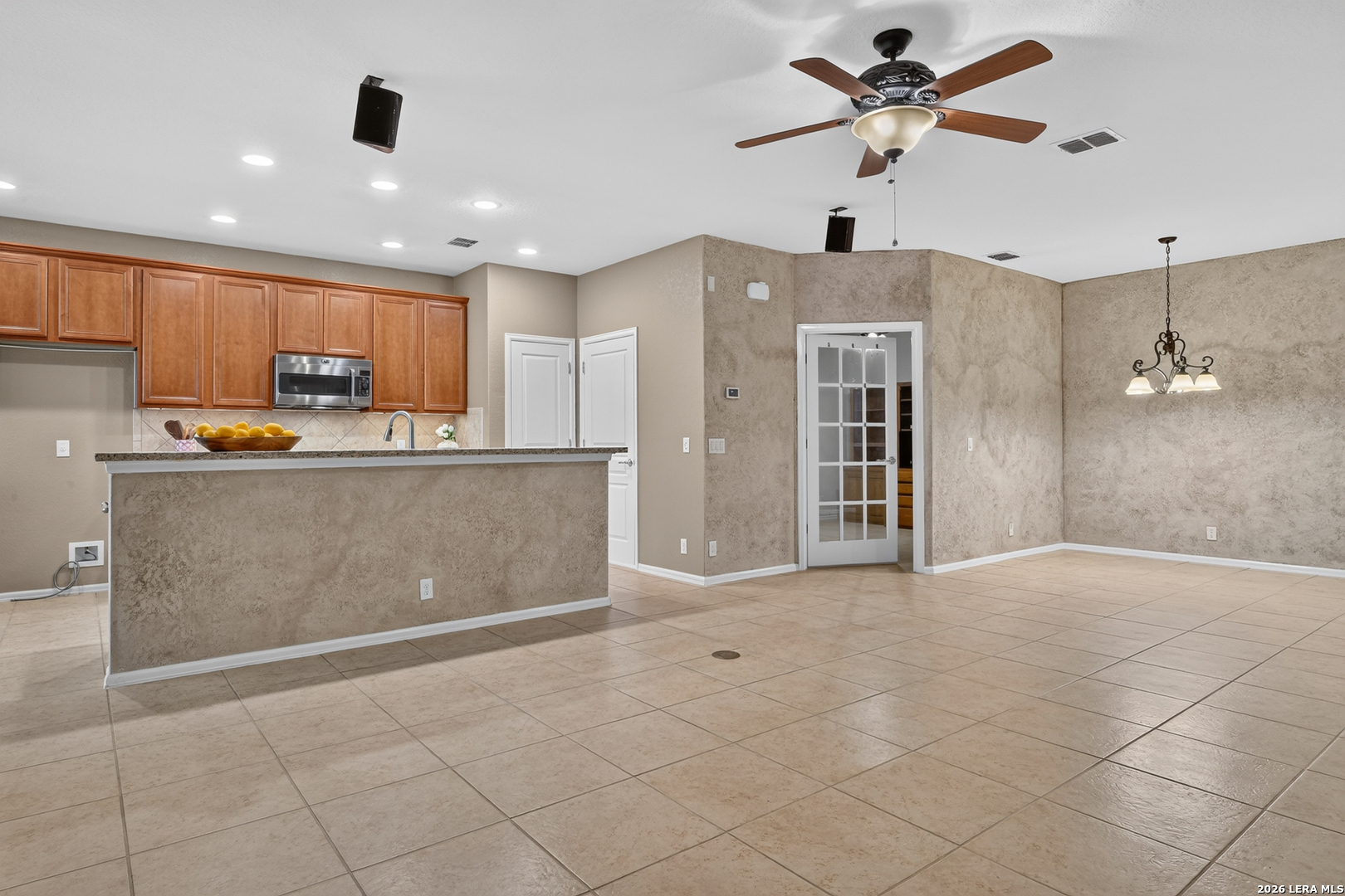 Photo 4 of Single family home for sale at 12570 Rapids Pass, San Antonio, TX 78253 | MLS# 2018944 | Listing updated on 2026-09-24