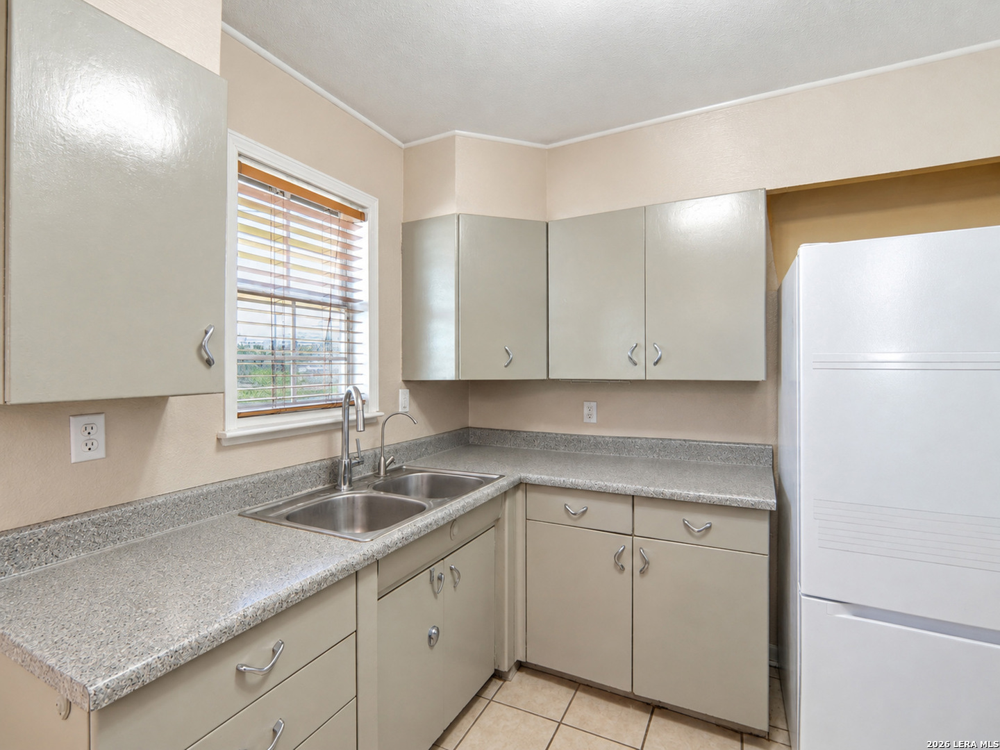 179 Howle Ave, photo 7