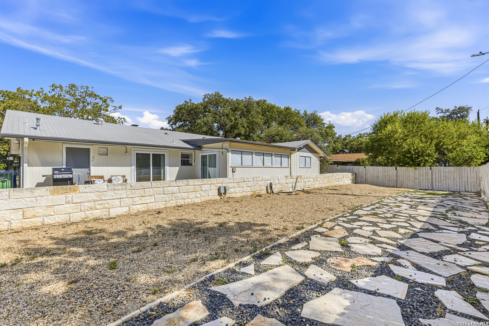 3002 WROXTON RD, San Antonio, TX 78217