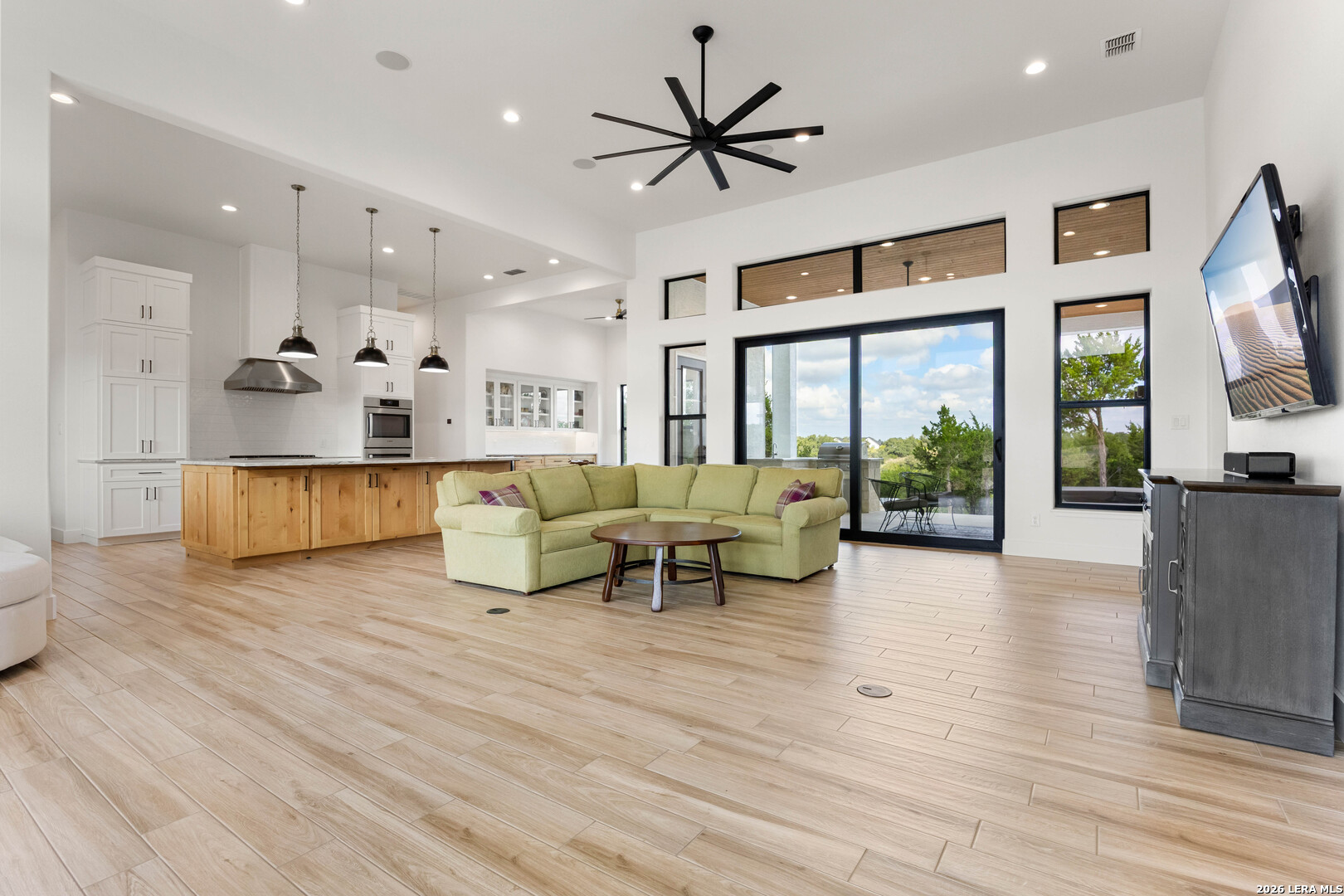 576 ROSEMARY RIDGE DR, Bulverde, TX 78163