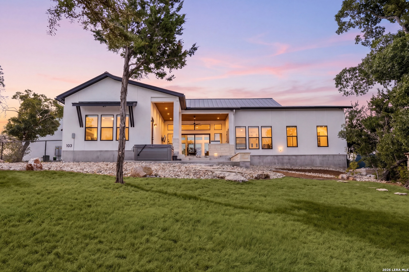 576 ROSEMARY RIDGE DR, Bulverde, TX 78163
