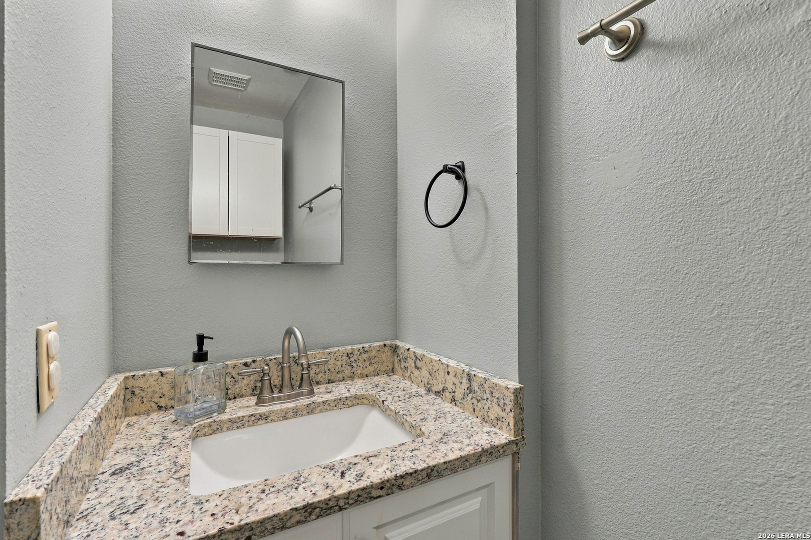 311 Territory Oak, San Antonio, TX 78253