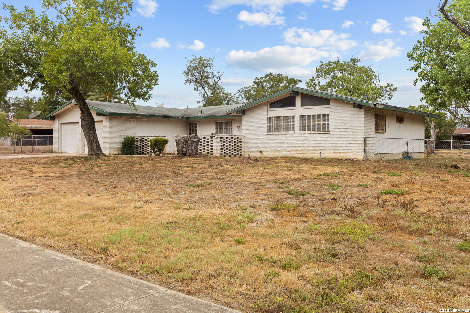 Photo 1 of Single family home for sale at 247 Cayo Blvd, San Antonio, TX 78224 | MLS# 2018253 | Listing updated on 2026-09-21