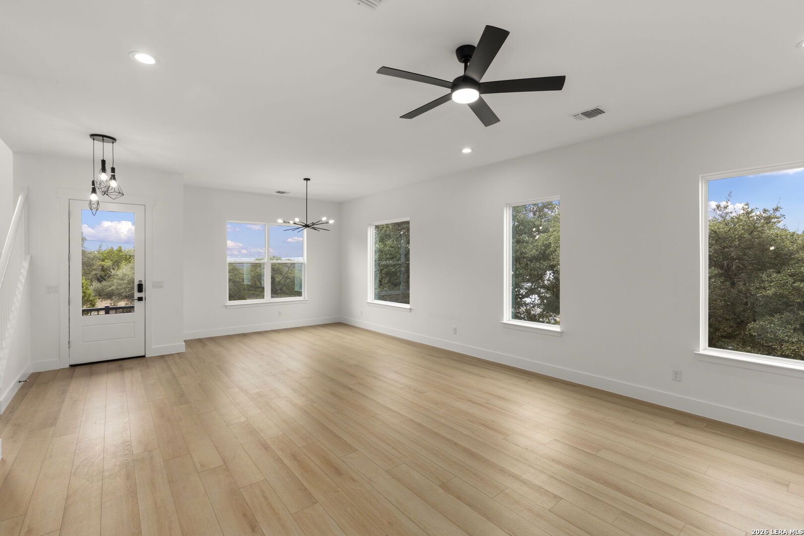 110 MAGNOLIA CIR, Boerne, TX 78006