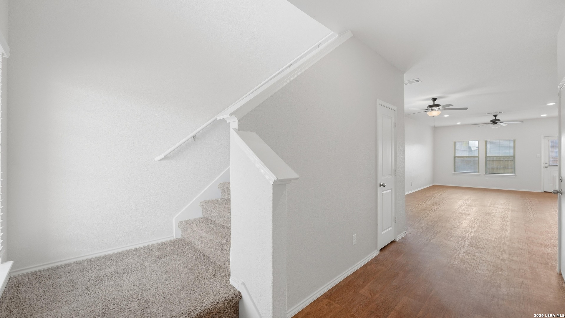 Entry/Foyer