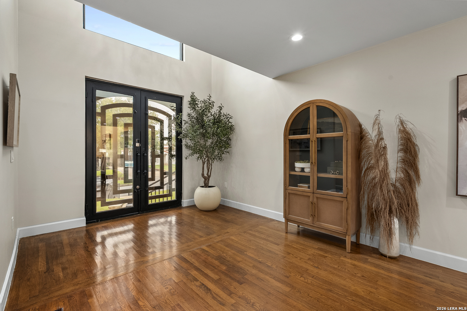 114 CLOVERLEAF AVE, Alamoheights, TX 78209