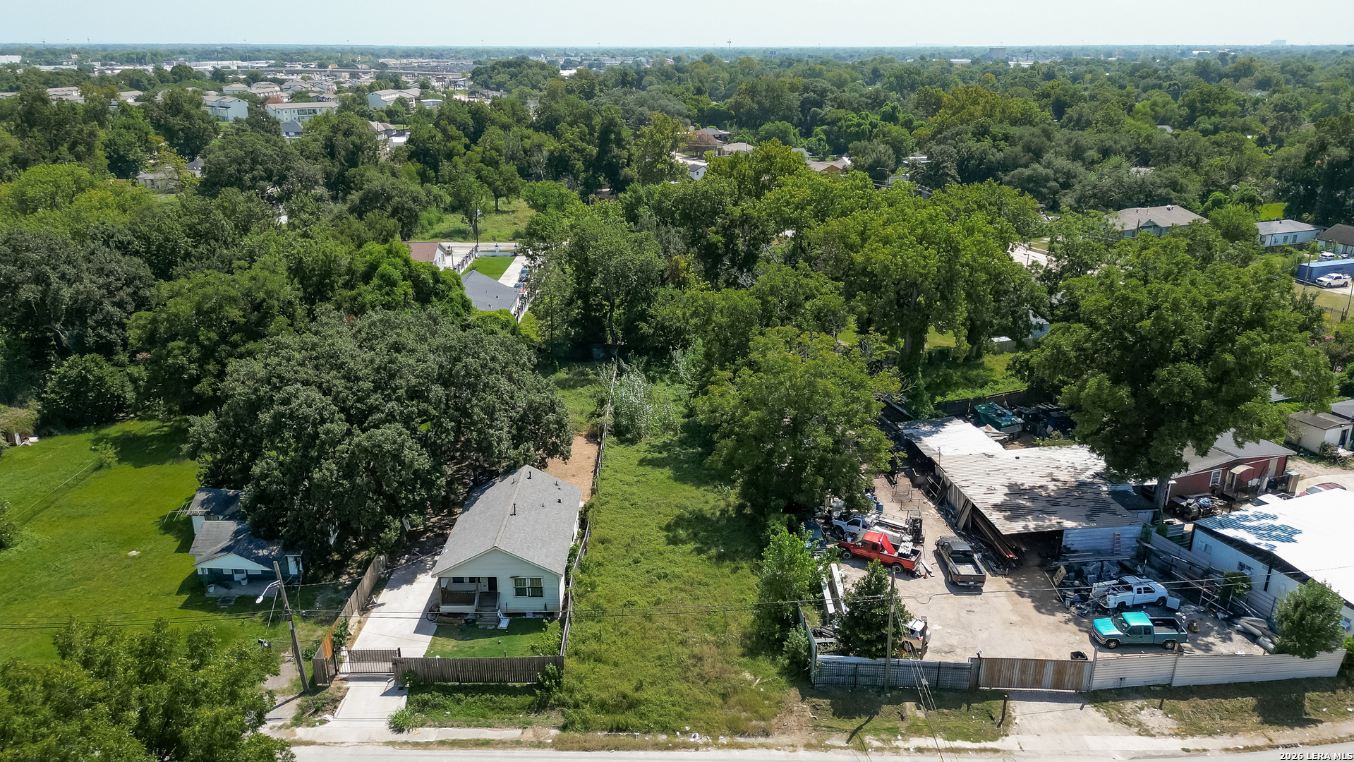 Photo 2 of Land for sale at 7306 Knox St, Houston, TX 77088 | MLS# 2018693 | Listing updated on 2026-09-23