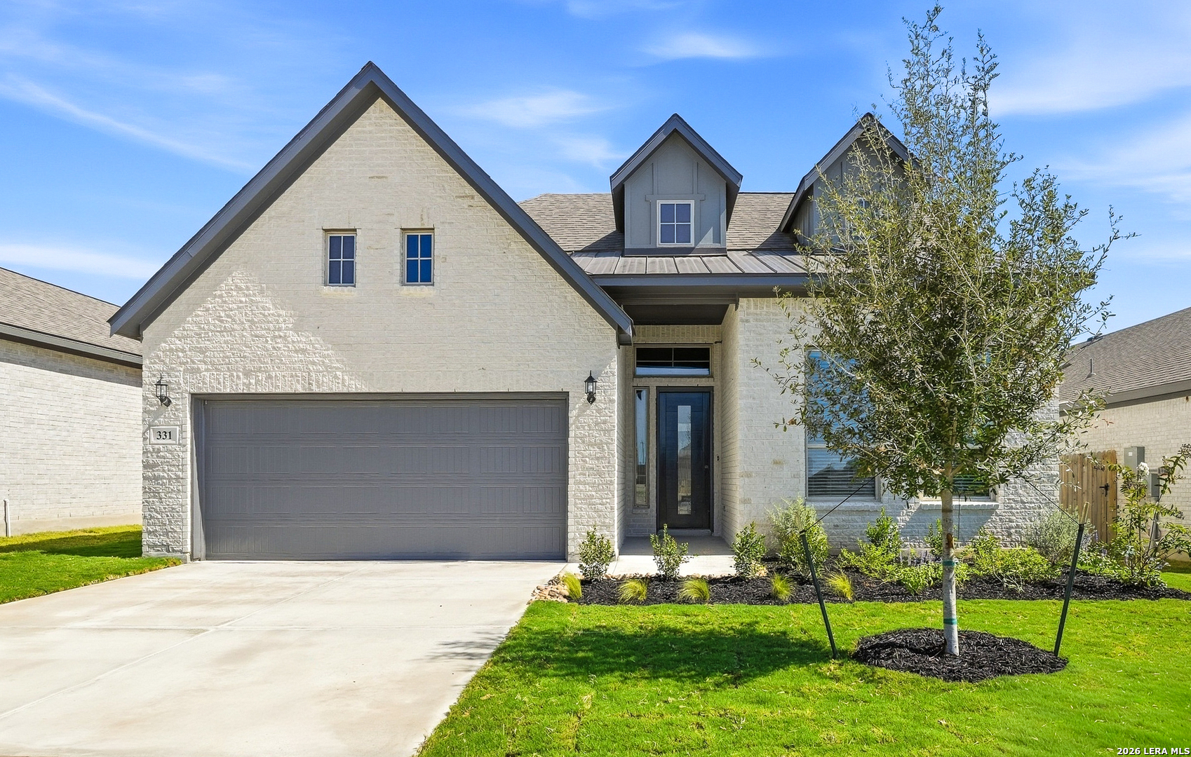 331 Mountain Oak Listing Cover Image