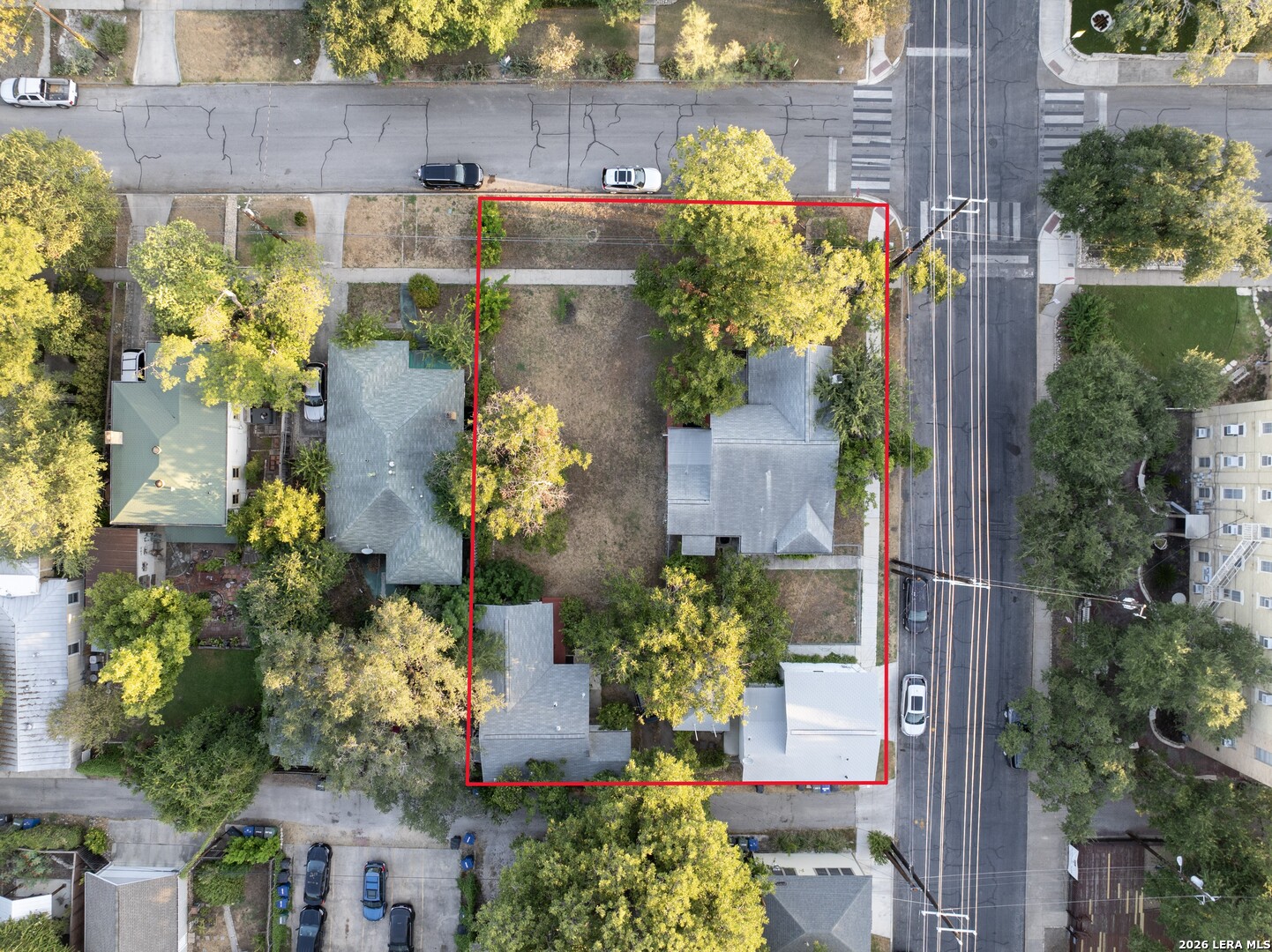 133 W Huisache Ave Listing Cover Image
