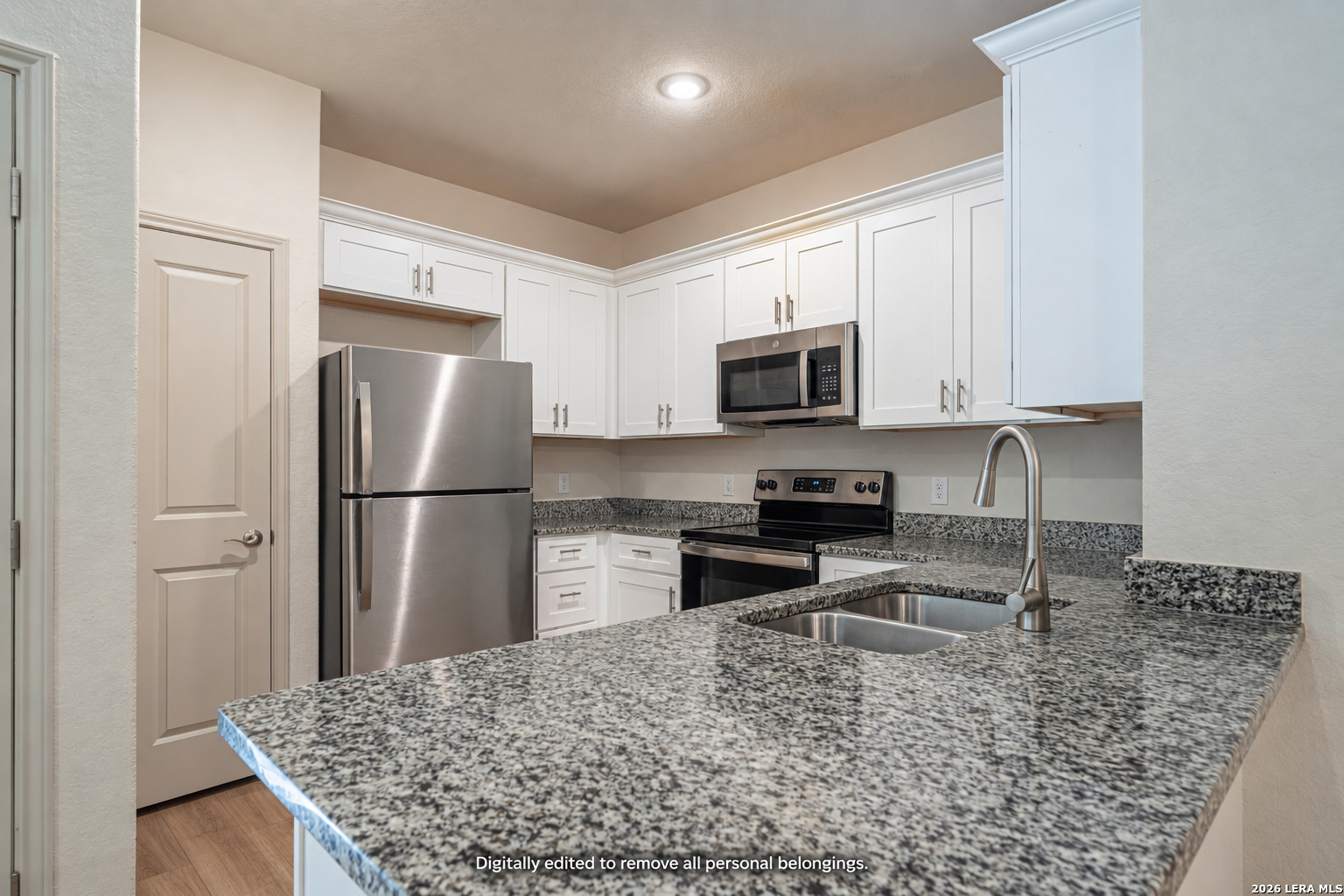 7616 MAGNOLIA VLG, San Antonio, TX 78252