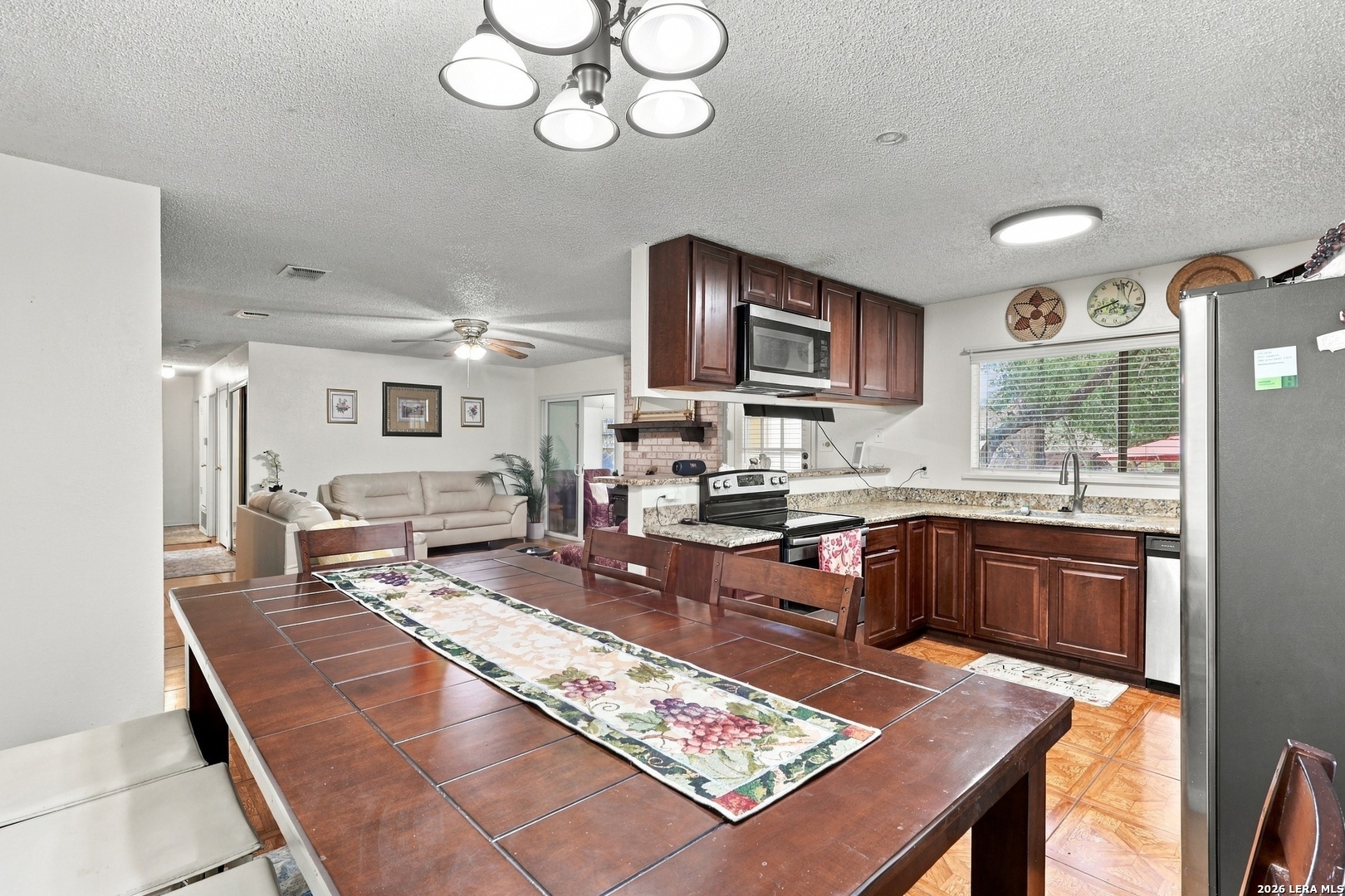 1526 BECONSFIELD ST, San Antonio, TX 78216