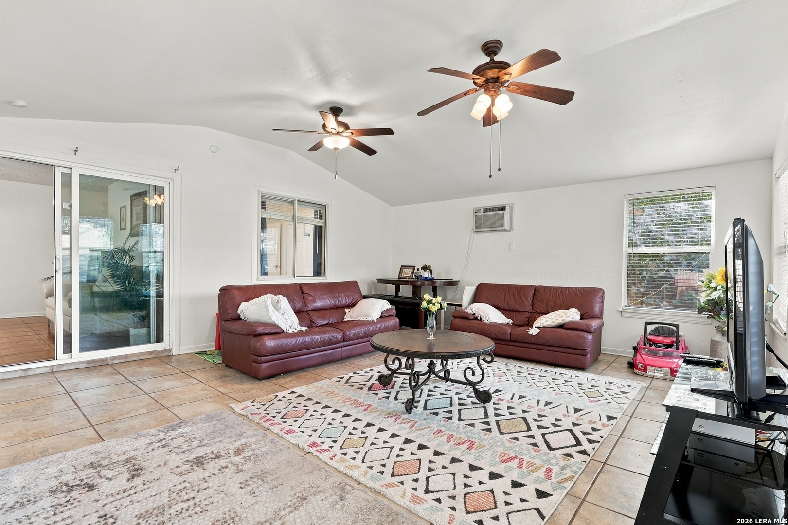 1526 BECONSFIELD ST, San Antonio, TX 78216