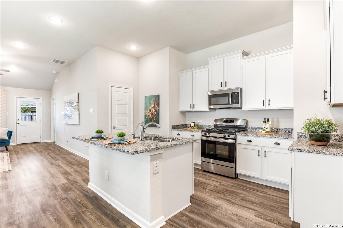 7237 Yucca Place, San Antonio, TX 78253