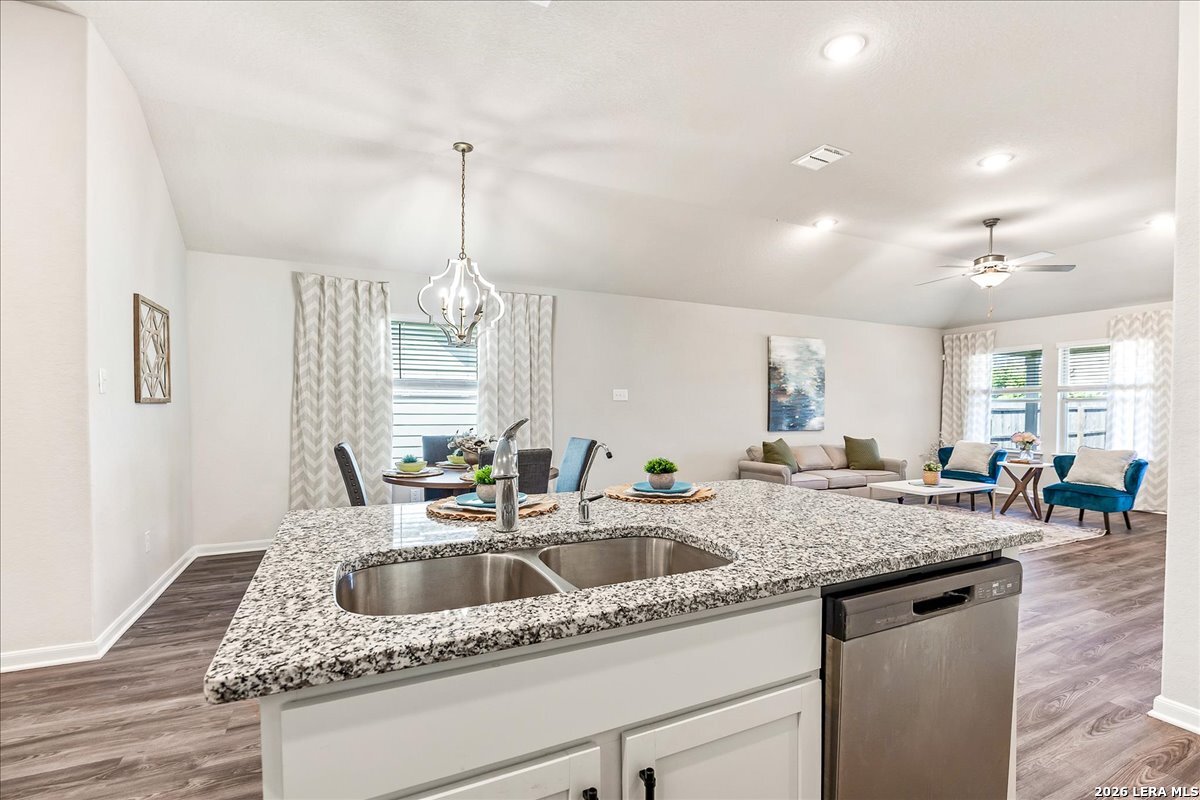 7237 Yucca Place, San Antonio, TX 78253