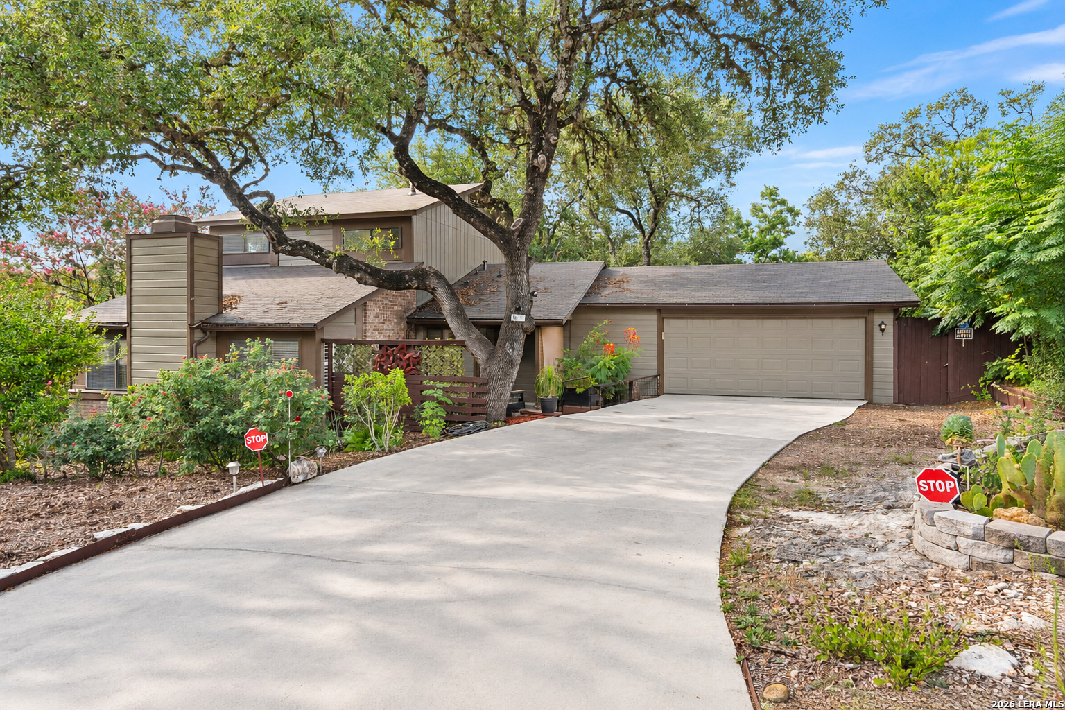 Photo 2 of Single family home for sale at 11206 Blue Waters, Helotes, TX 78023 | MLS# 1999998 | Listing updated on 2026-09-28