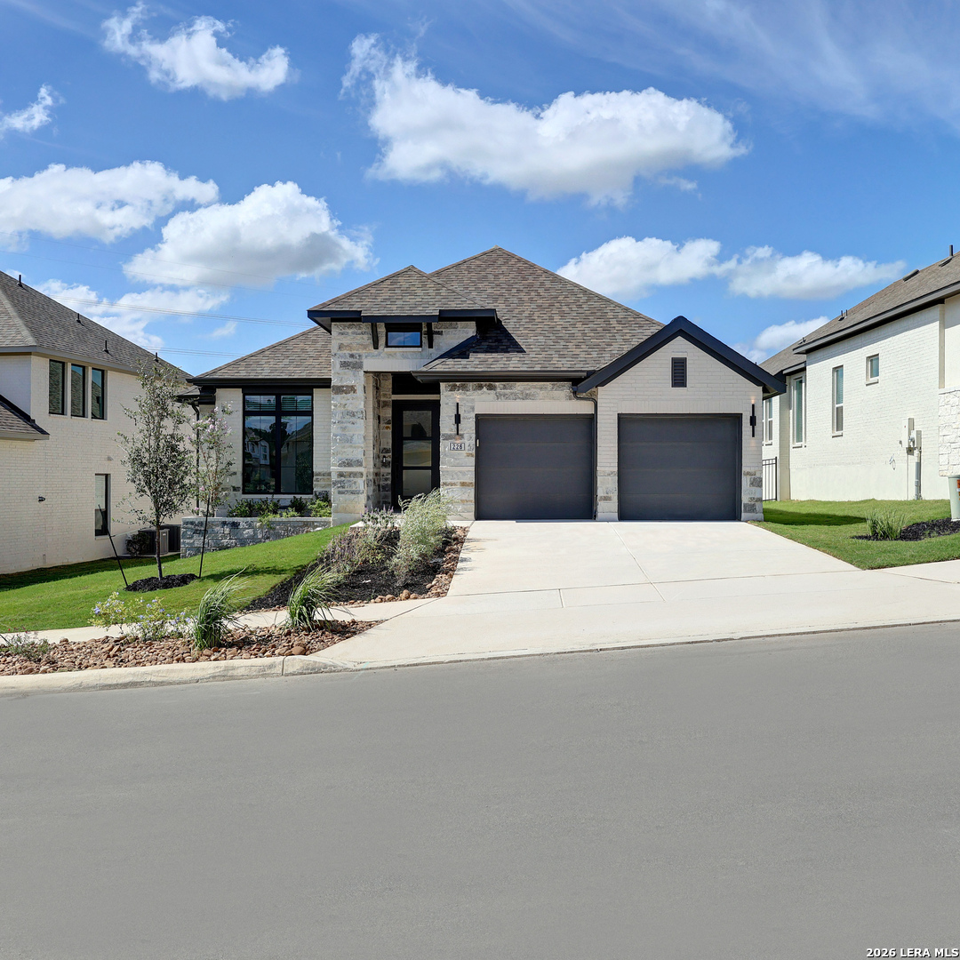 226 Hidalgo Listing Cover Image
