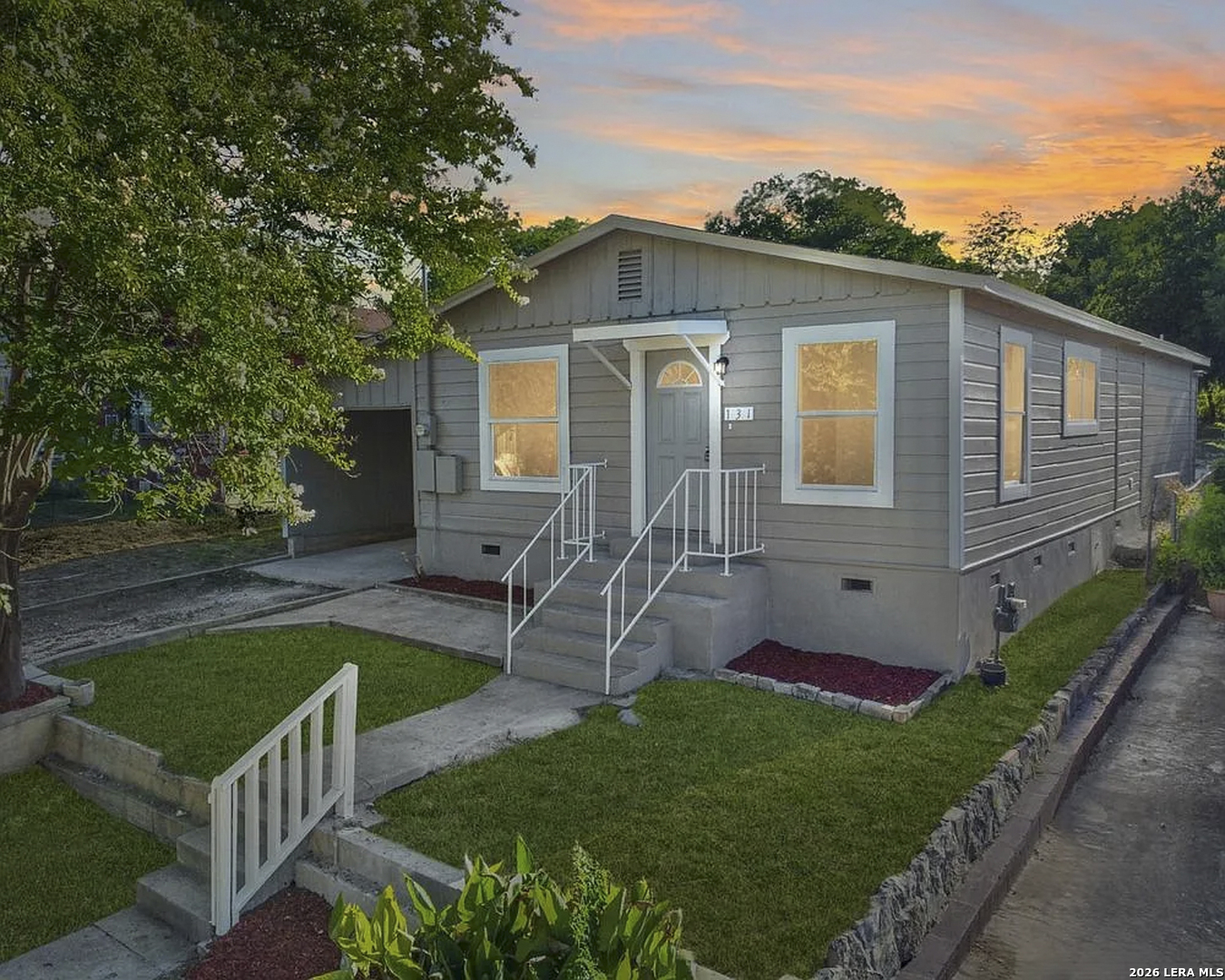 Property photo for 131 Los Arboles, San Antonio, TX