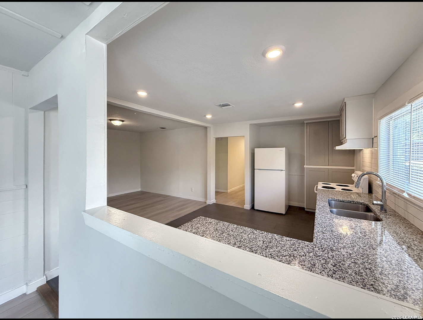 Photo 3 of Single family home for sale at 131 Los Arboles, San Antonio, TX 78214 | MLS# 2023095 | Listing updated on 2026-10-12