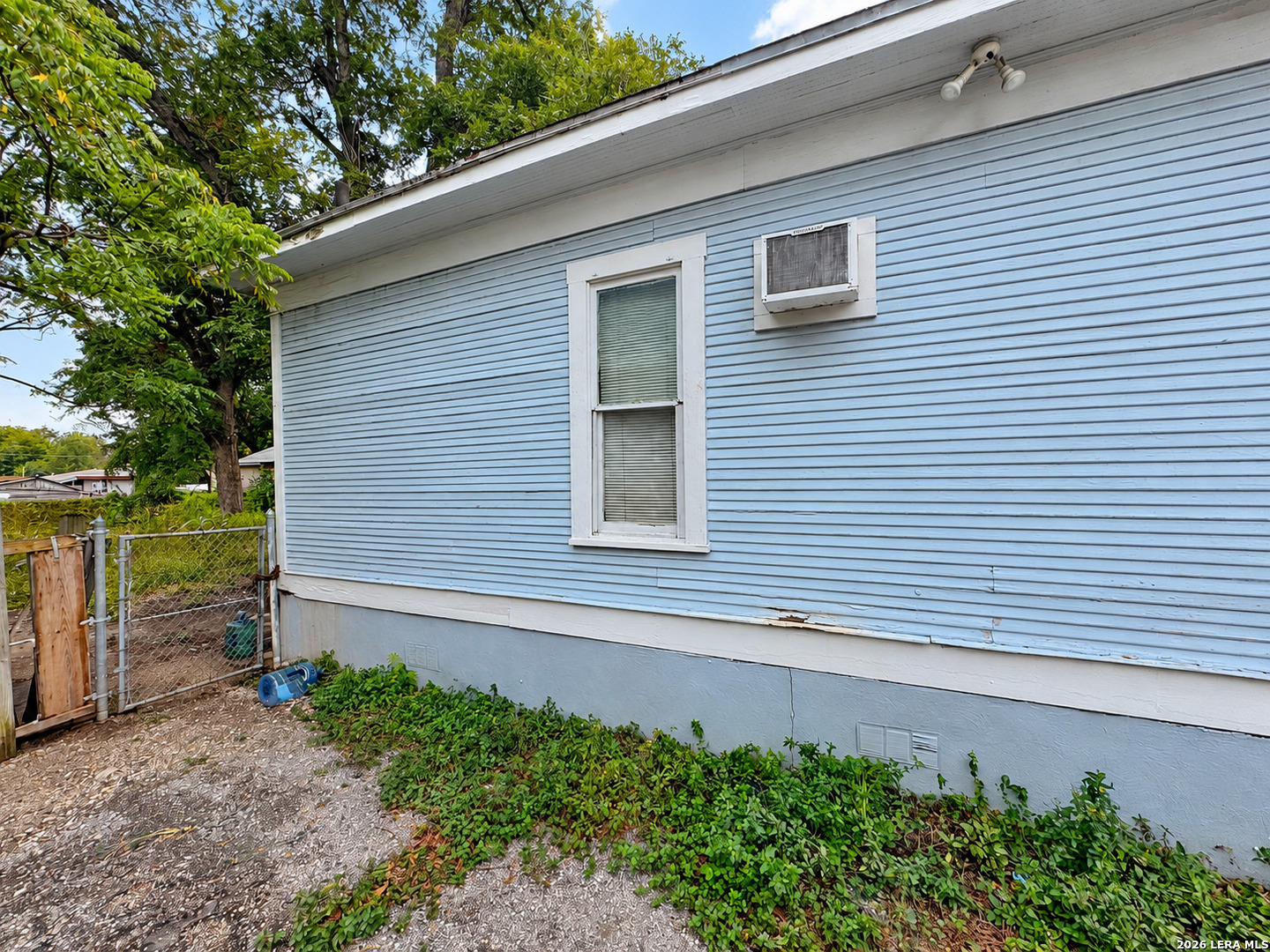 Photo 3 of Single family home for sale at 340 Halliday Ave, San Antonio, TX 78210 | MLS# 2018609 | Listing updated on 2026-09-23
