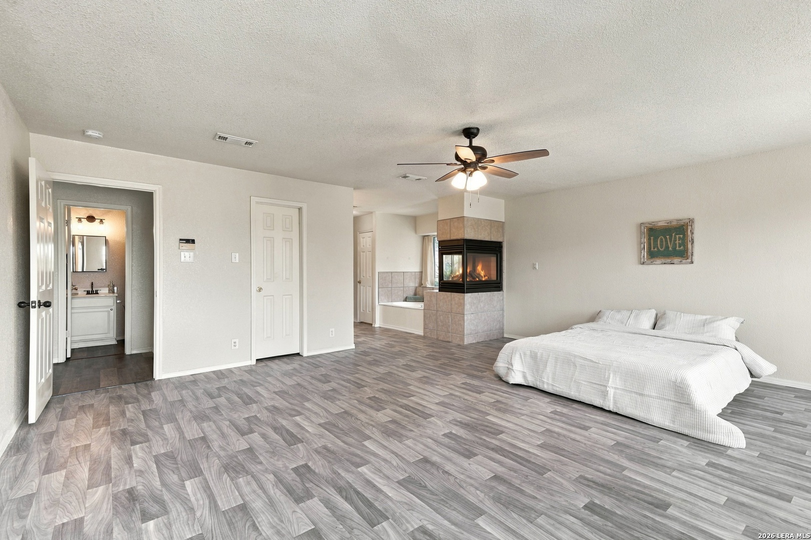 7742 BRAUN BND, San Antonio, TX 78250
