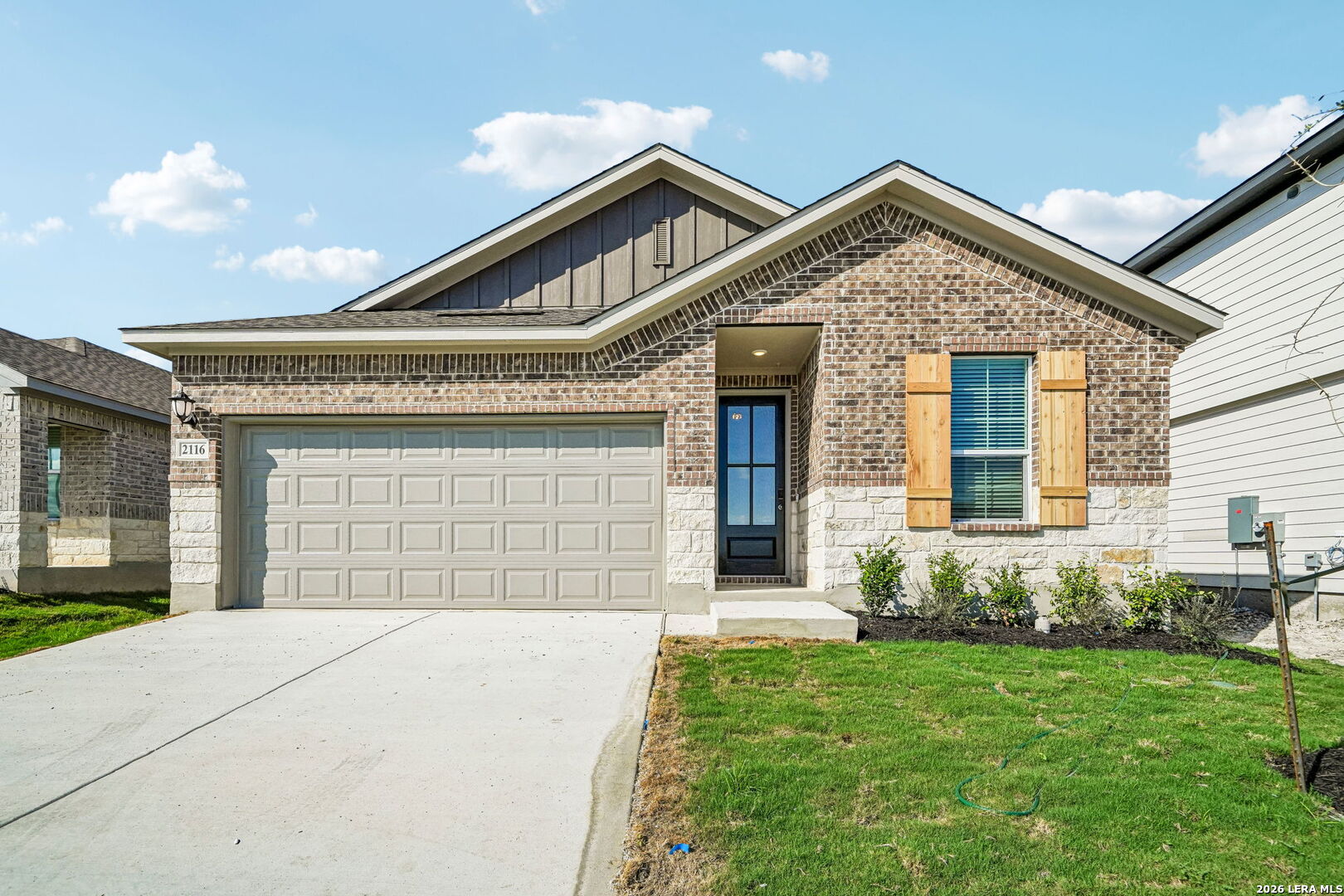 2116 Southerland Trl Listing Cover Image