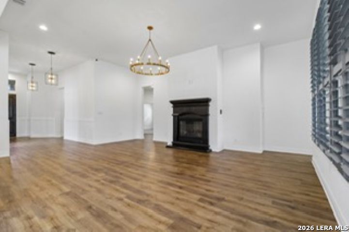 1st Living Area
