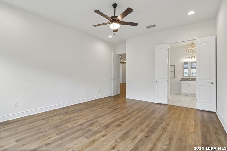 9007 BEACON RDG, San Antonio, TX 78255