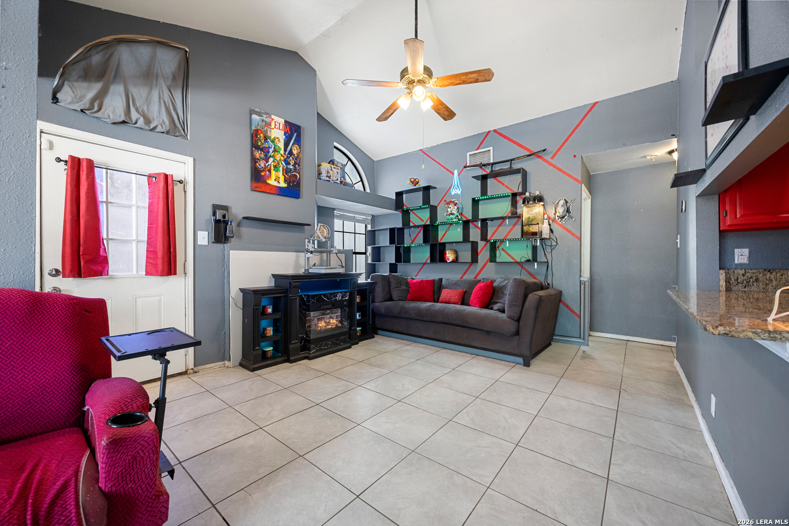5708 GLACIER SUN DR, San Antonio, TX 78244