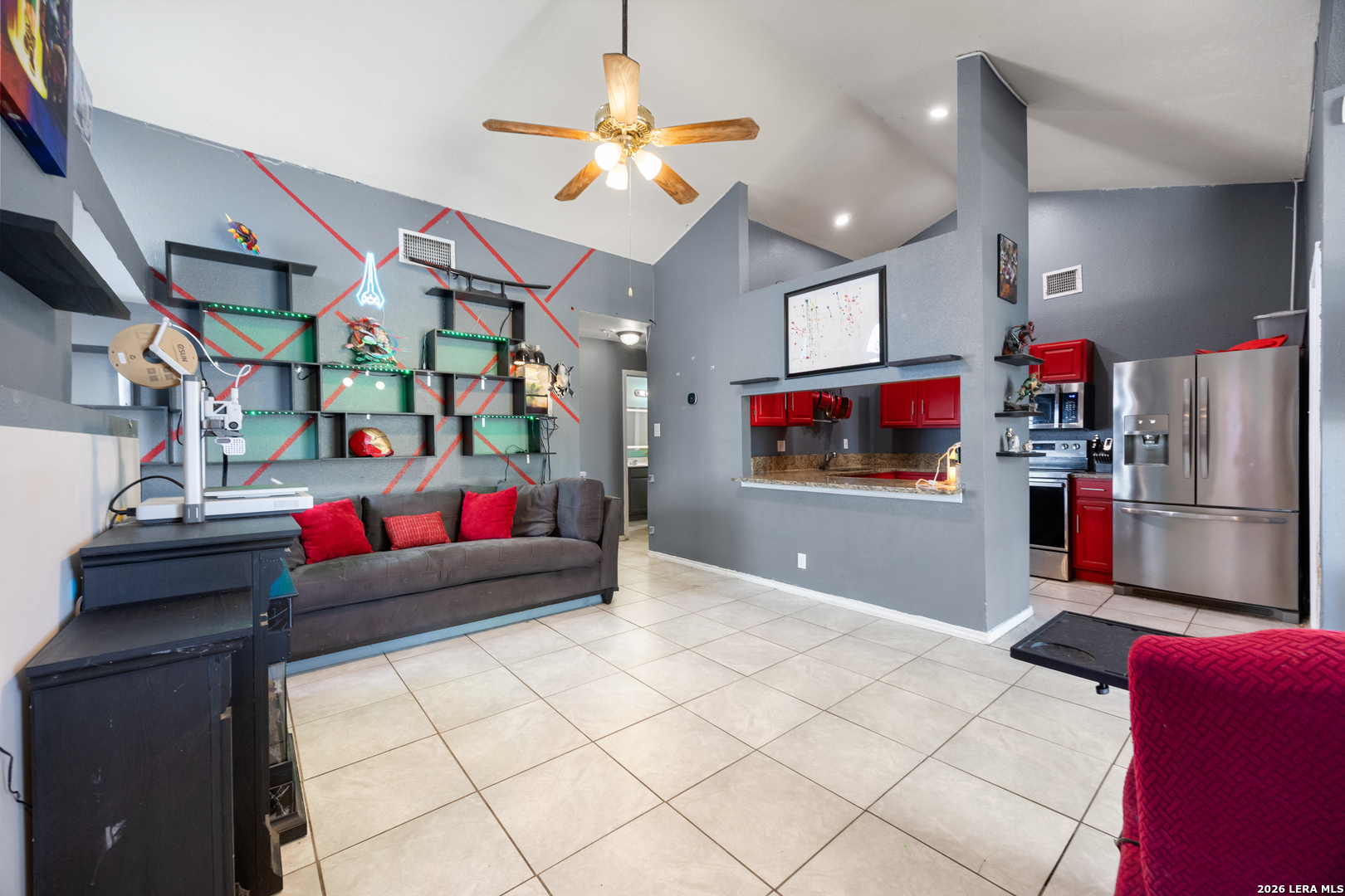 5708 GLACIER SUN DR, San Antonio, TX 78244