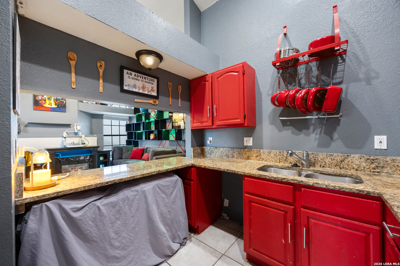 5708 GLACIER SUN DR, San Antonio, TX 78244