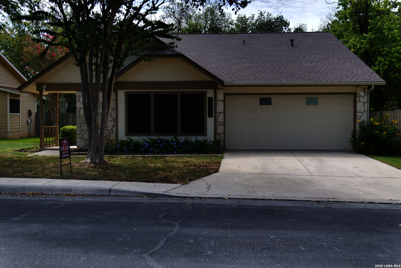 9534 Autumn Shadows Listing Cover Image