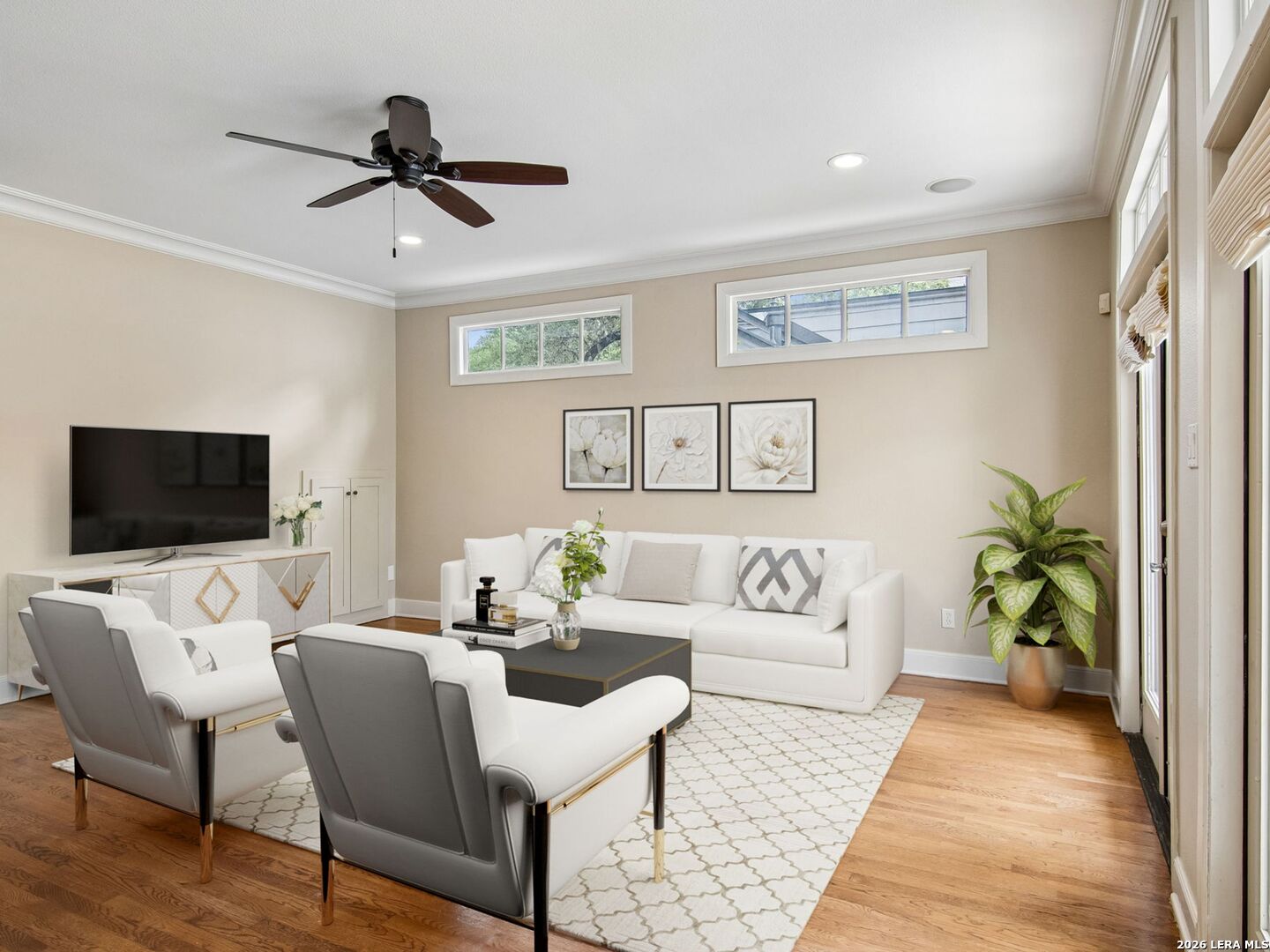 310 Castano Avenue, Alamoheights, TX 78209