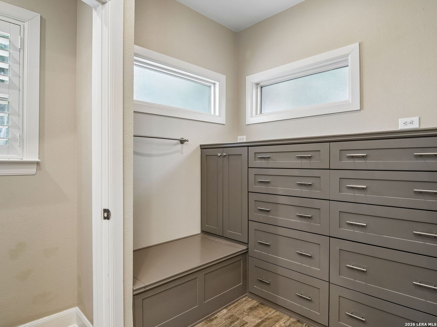 310 Castano Avenue, Alamoheights, TX 78209
