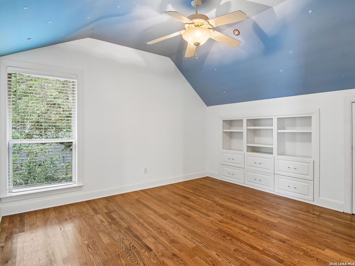 310 Castano Avenue, Alamoheights, TX 78209